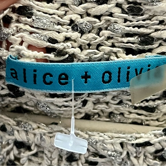 Alice + Olivia Black and White Crew Neck Sweater Cable Knit - Picture 2 of 5